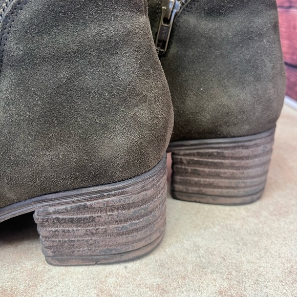 Miz Mooz Suede Grover Ruched Scrunchy Forest Green Side Zip Ankle Bootie - Picture 7 of 14